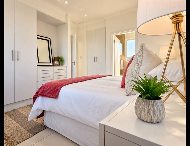 1 BEDROOM TOWNHOUSE FOR SALE IN KINDLEWOOD ESTATE